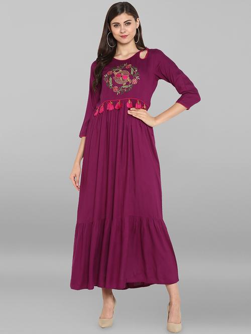 embroidered contrast flared kurta - 16029492 - Very Small Image - 1