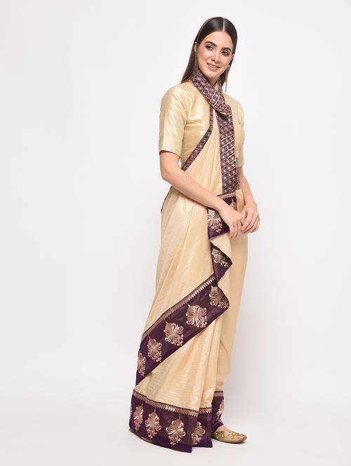 contrast embroidered border saree - 16064878 - Very Small Image - 1