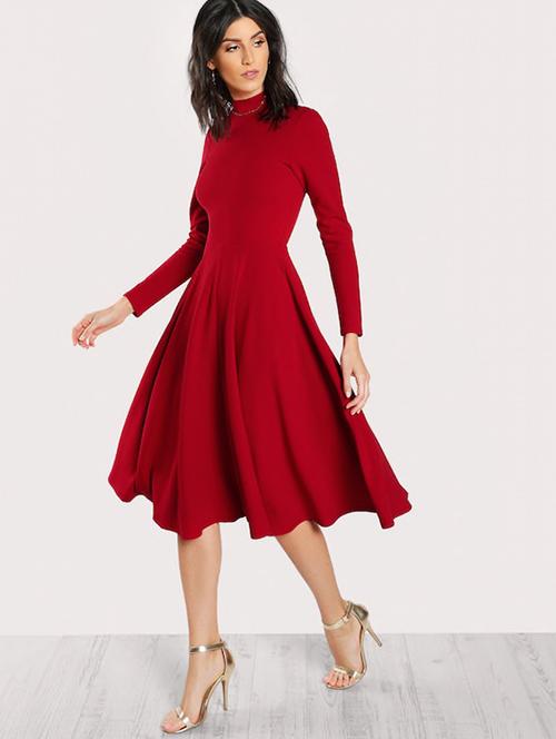 turtle neck flared dress - 16088531 - Very Small Image - 1