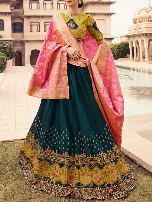 floral embroidered flared lehenga - 16091257 - Very Small Image - 1