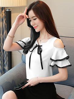 contrast lace detail top - 16176712 - Very Small Image - 1