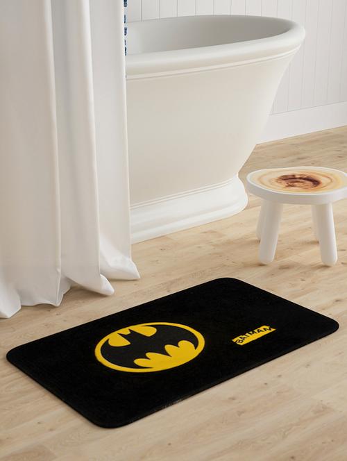 batman printed soft microfiber kids mat- 40x60 cm, black - 16201375 - Very Small Image - 1