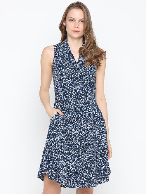 pocket detail geometric printed a-line dress - 16360627 - Very Small Image - 1