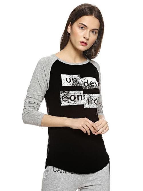 women's chest print round neck t-shirt - 16381756 - Very Small Image - 1