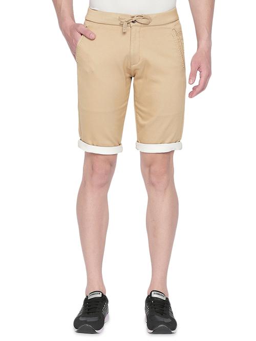 beige solid shorts - 16491927 - Very Small Image - 1