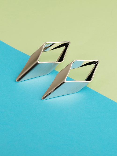 silver metal drop earring - 16597039 - Very Small Image - 1