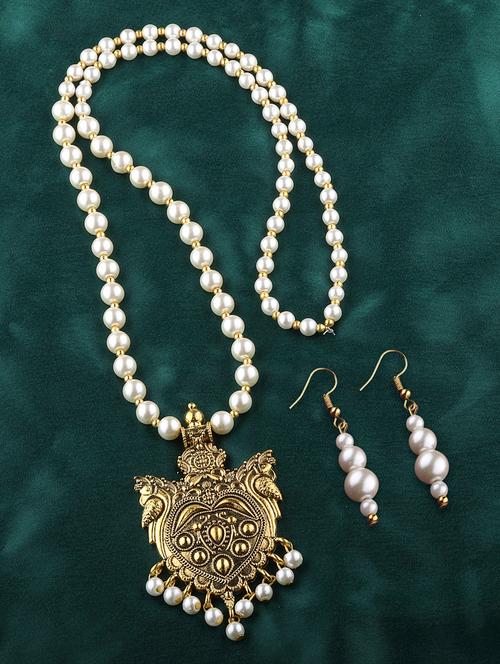 pearl gold plated pendants with earring - 16661206 - Very Small Image - 1