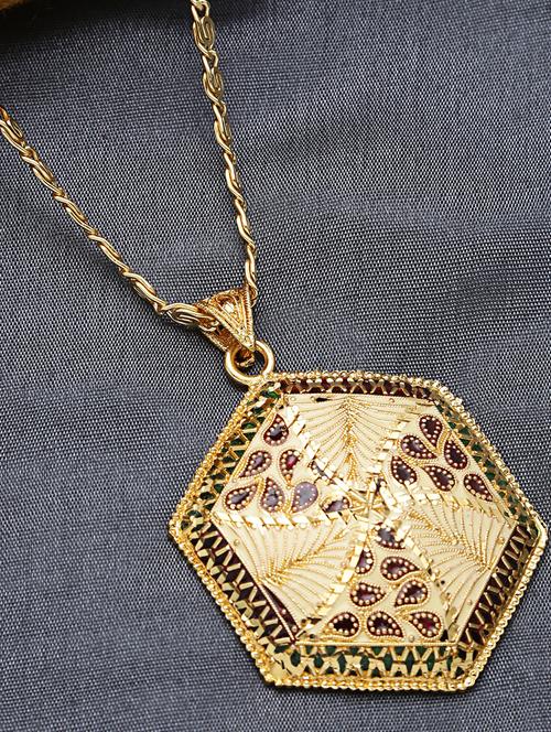 gold metal pendant - 16668077 - Very Small Image - 1