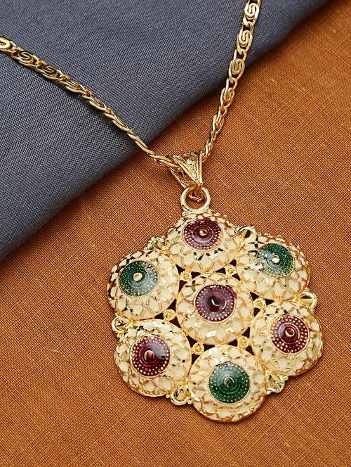 gold metal pendant - 16668079 - Very Small Image - 1