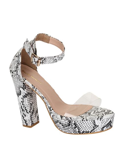 white closed back sandals - 16709731 - Very Small Image - 1