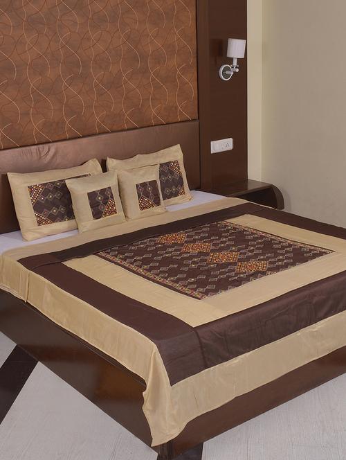 polysilk mirror work bed cover with 2 pillow cover & 2 cusion cover set - 16736906 - Very Small Image - 1