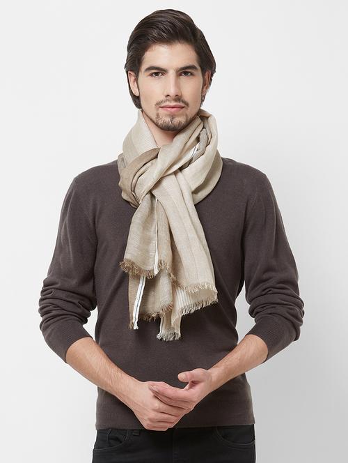 beige ombre linen muffler - 16756590 - Very Small Image - 1