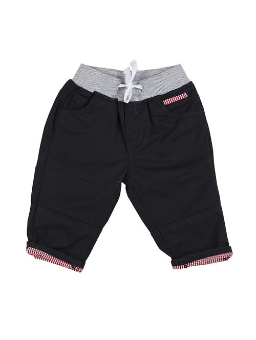 drawstring pocket detail three fourth shorts - 16772060 - Very Small Image - 1