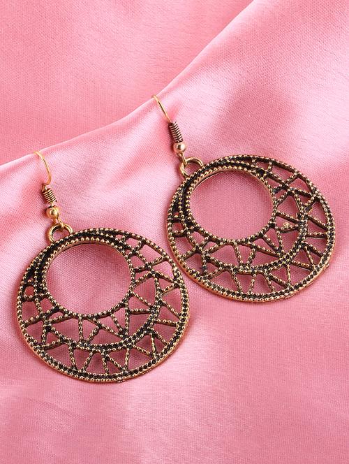 gold metal drop earring - 16774623 - Very Small Image - 1