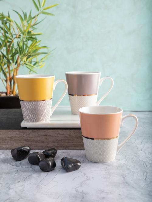 porcelain tea /coffee mugs (set of 3) - 16823521 - Very Small Image - 1