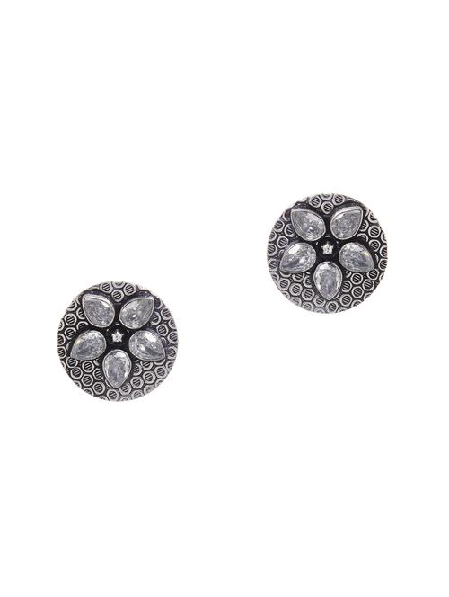 silver metal studs earring - 16829844 - Very Small Image - 1
