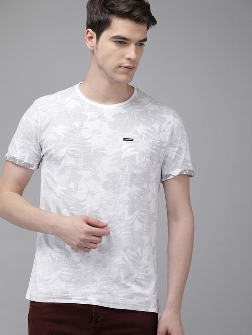 white floral print pocket t-shirt - 16881154 - Very Small Image - 1