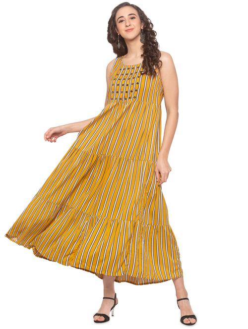 round neck flared dress  - 16915477 - Very Small Image - 1