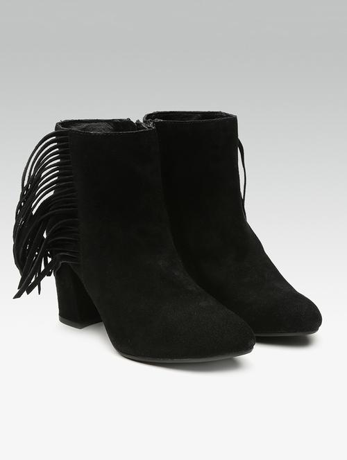 black ankle boots - 16920563 - Very Small Image - 1