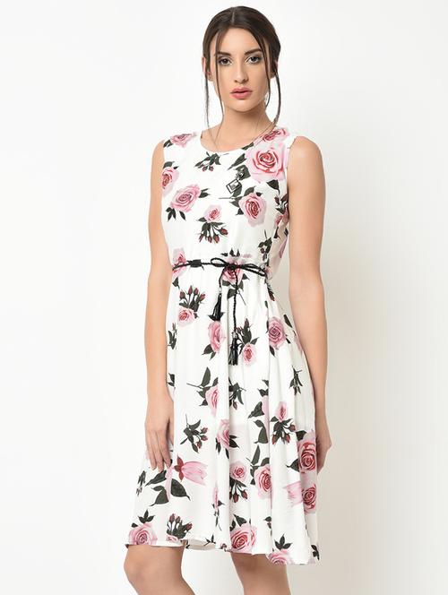round neck floral belted dress  - 16982741 - Very Small Image - 1