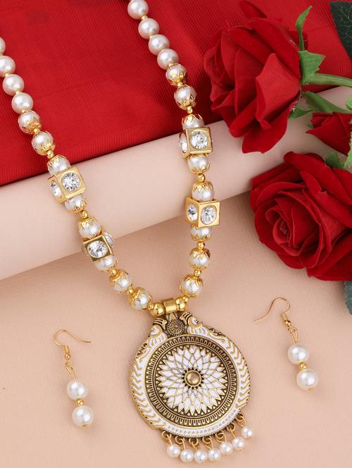 white metal long pendants with earring - 16983960 - Very Small Image - 1