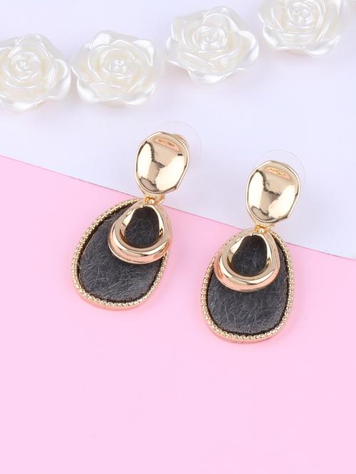 black metal drop earring - 16991832 - Very Small Image - 1