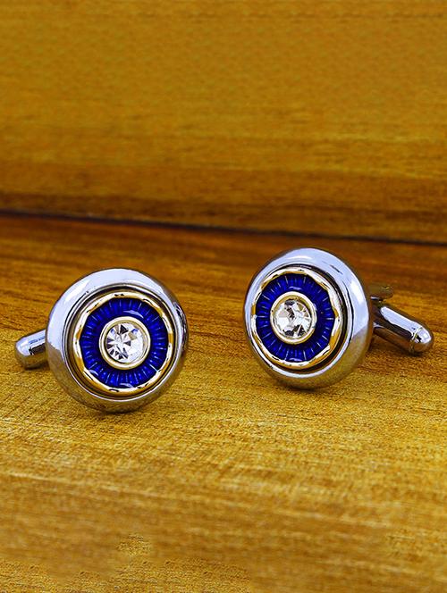 silver metal cufflinks - 17068893 - Very Small Image - 1