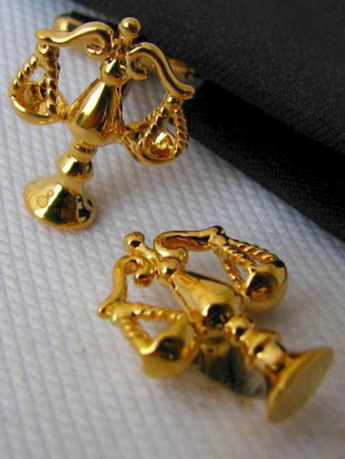 gold metal cufflinks - 17068917 - Very Small Image - 1