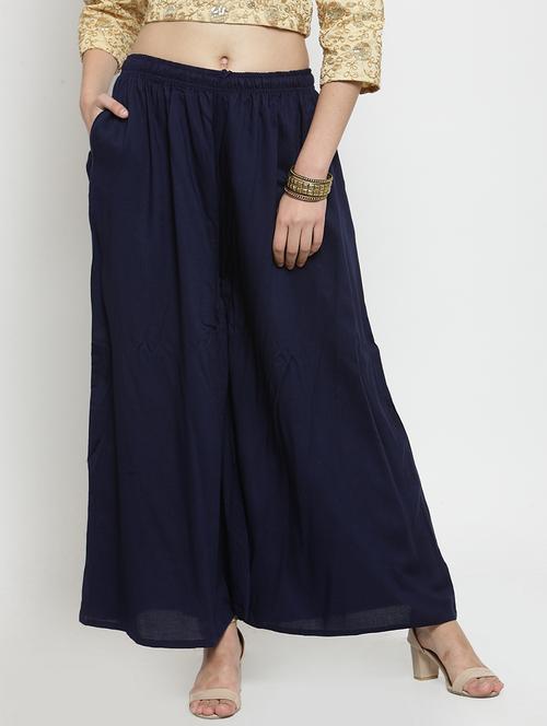 navy blue solid flared palazzo with pocket - 17130889 - Very Small Image - 1