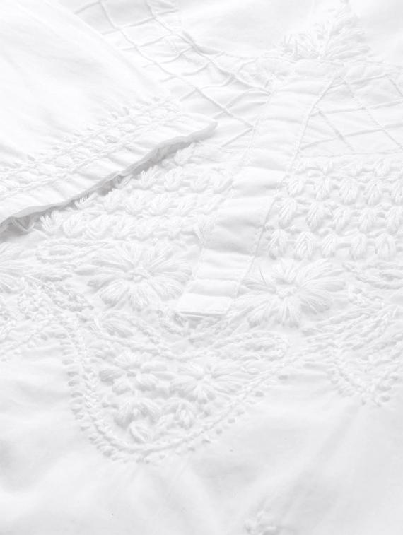 white knee length cotton chikan handworked straight kurta - 17142771 - Zoom Image - 4
