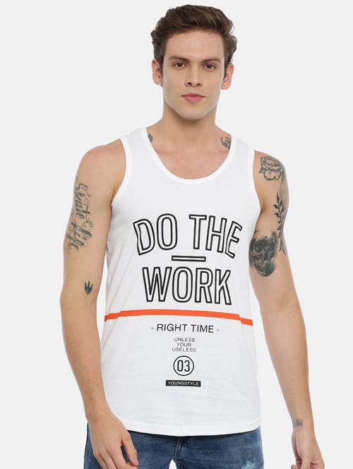 white chest print t-shirt - 17182161 - Very Small Image - 1