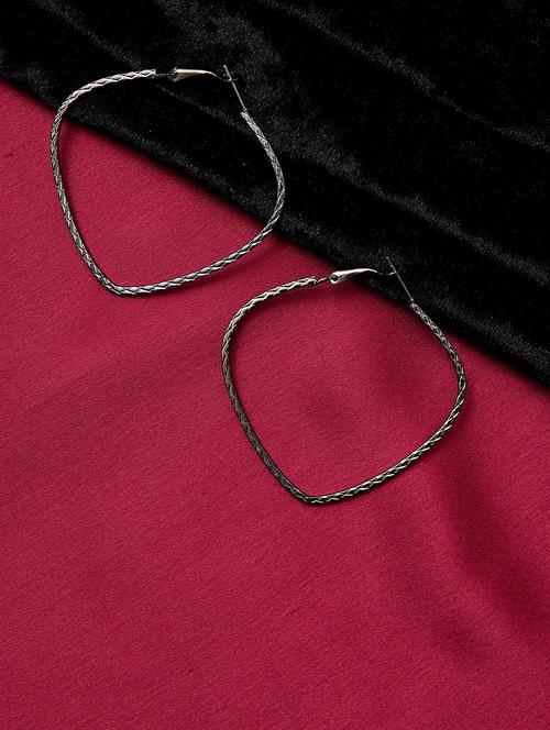 grey metal hoop earring - 17183175 - Very Small Image - 1
