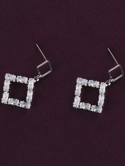 silver metal drop earring - 17194456 - Very Small Image - 1