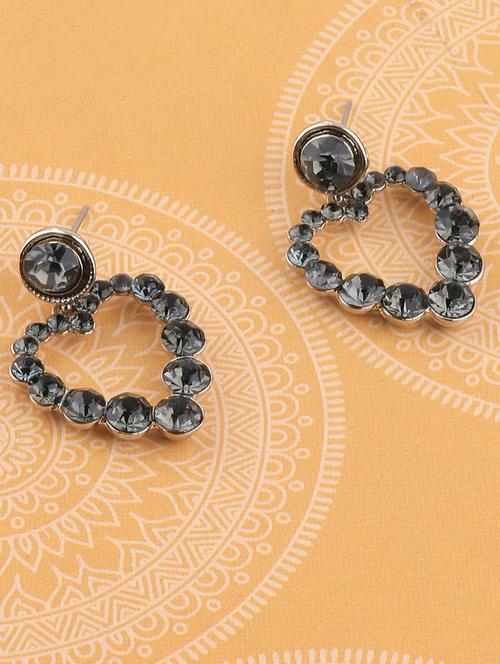 black metal drop earring - 17194468 - Very Small Image - 1