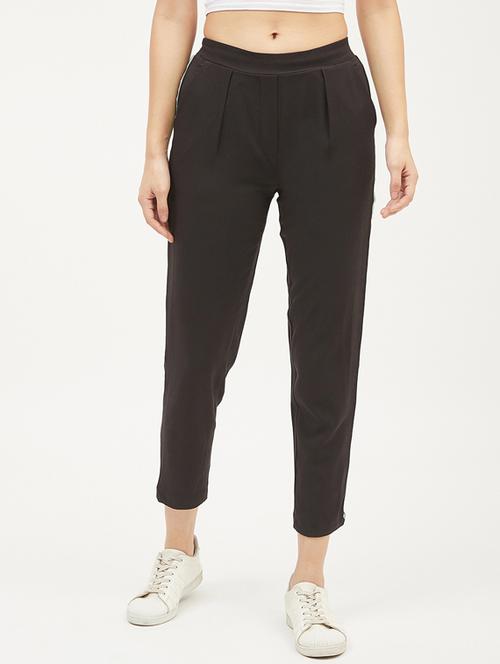 side tape pleated trouser  - 17225174 - Very Small Image - 1