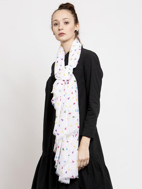 white polyester stole - 17282063 - Very Small Image - 1