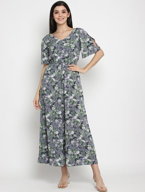 v-neck floral flared dress - 17403458 - Very Small Image - 1