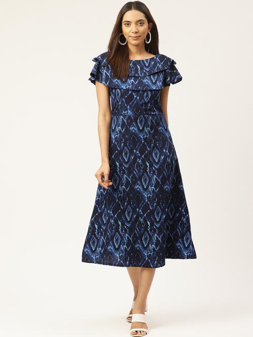 cape sleeves printed dress  - 17406037 - Very Small Image - 1