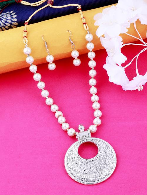 silver plated pearl necklace - 17466207 - Very Small Image - 1