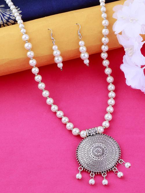silver plated pearl necklace - 17466229 - Very Small Image - 1