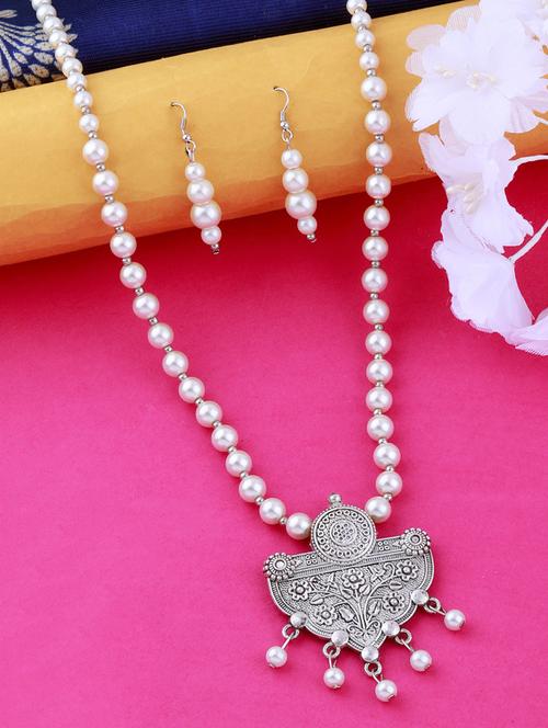 silver plated pearl necklace - 17466231 - Very Small Image - 1