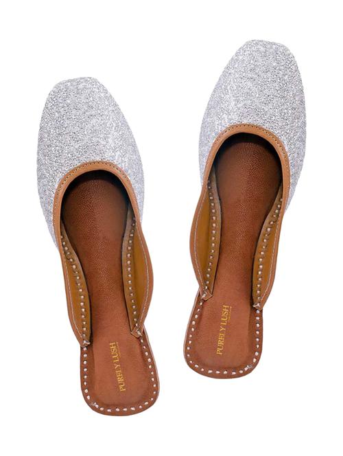 silver slip on jutis - 17476642 - Very Small Image - 1