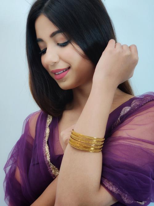 22 carot gold pleated bangles  - 17476799 - Very Small Image - 1