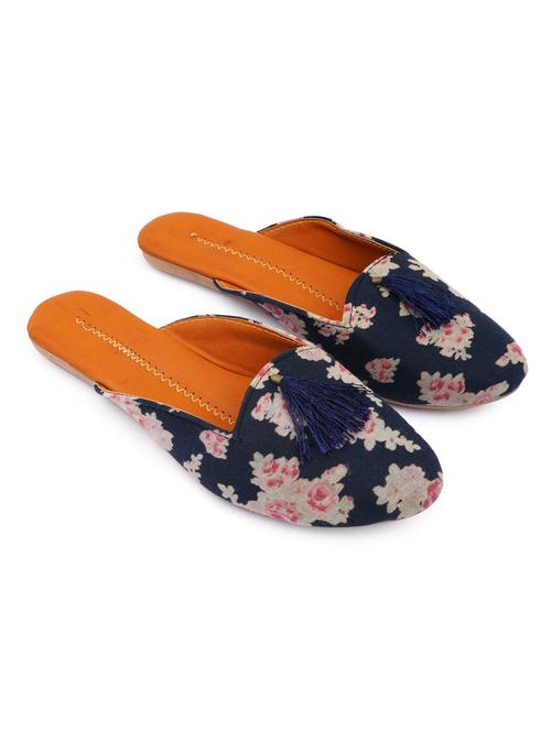 blue slip on jutis  - 17477981 - Very Small Image - 1