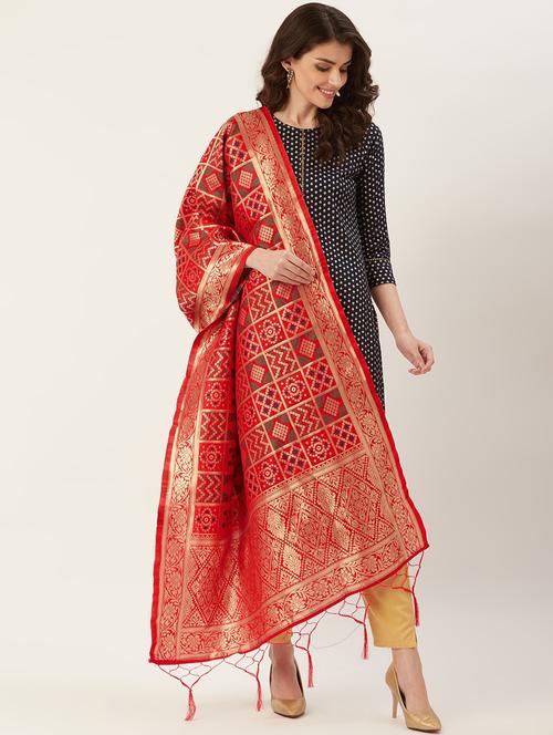 red bandhani print dupatta - 17479166 - Very Small Image - 1