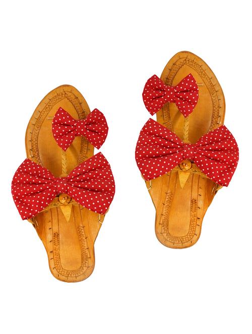 red fabric one toe kolhapuris - 17500191 - Very Small Image - 1