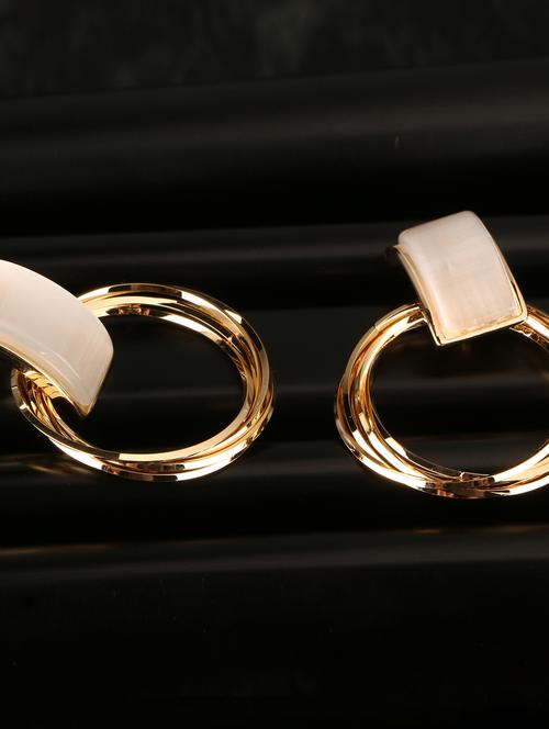 gold brass drop earring - 17518326 - Very Small Image - 1