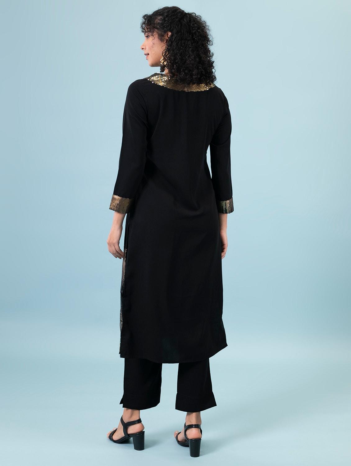 women black sequined work kurta pant set - 17529930 - Zoom Image - 3