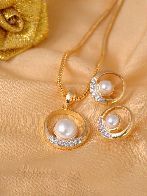 multi colored brass pendants and earring - 17545266 - Very Small Image - 1