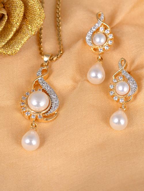 multi colored brass pendants and earring - 17545269 - Very Small Image - 1